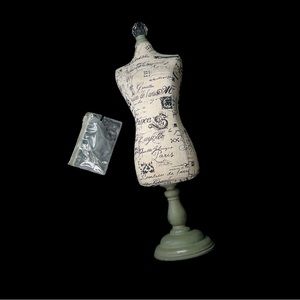 Vintage Mini Antique Mannequin Busts w. Needles